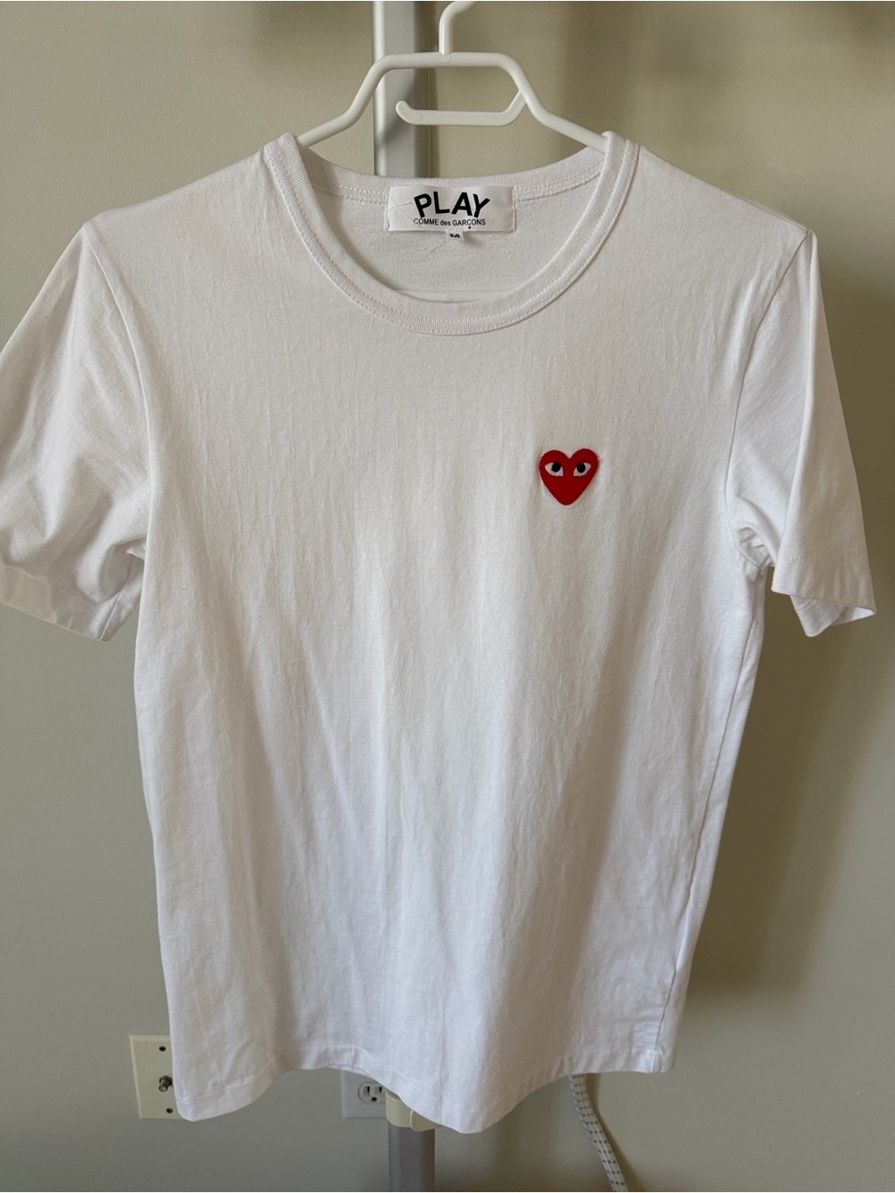 Comme des Garcons PLAY unisex White Tee with Red Heart, size M